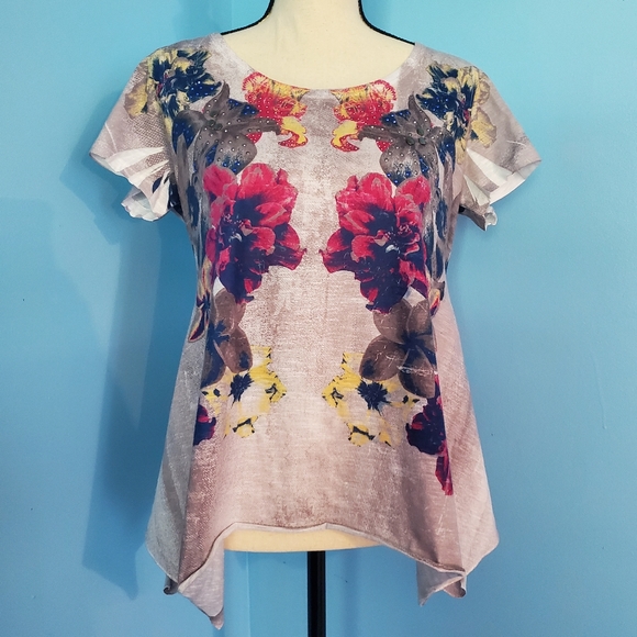 Style & Co Petite Floral Symmetrical Lace Back Studded/Jeweled Shirt - Picture 1 of 5